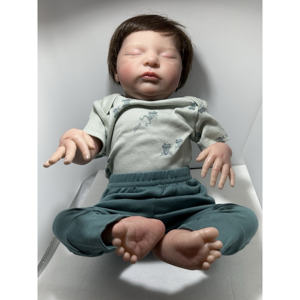 Reborn Bonnie Brown 2020 Baby Girl Doll very realistic used in great condition